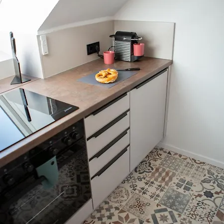 Apartmán Rooftop Arts&crafts Apartment, Zentral Und Ruhig, 3 Dachterrassen *