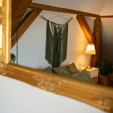 Apartmán Rooftop Arts&crafts Apartment, Zentral Und Ruhig, 3 Dachterrassen