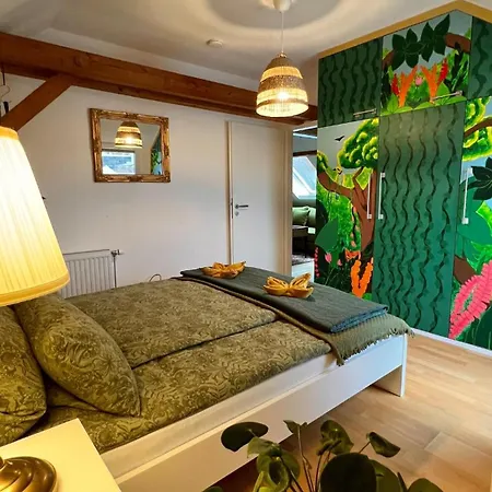 Rooftop Arts&crafts Apartment, Zentral Und Ruhig, 3 Dachterrassen Apartmán Augsburg