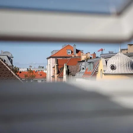 Apartmán Rooftop Arts&crafts Apartment, Zentral Und Ruhig, 3 Dachterrassen
