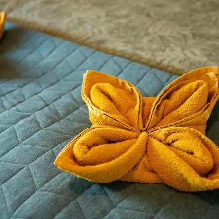 아파트 Rooftop Arts&crafts Apartment, Zentral Und Ruhig, 3 Dachterrassen 아우크스부르크