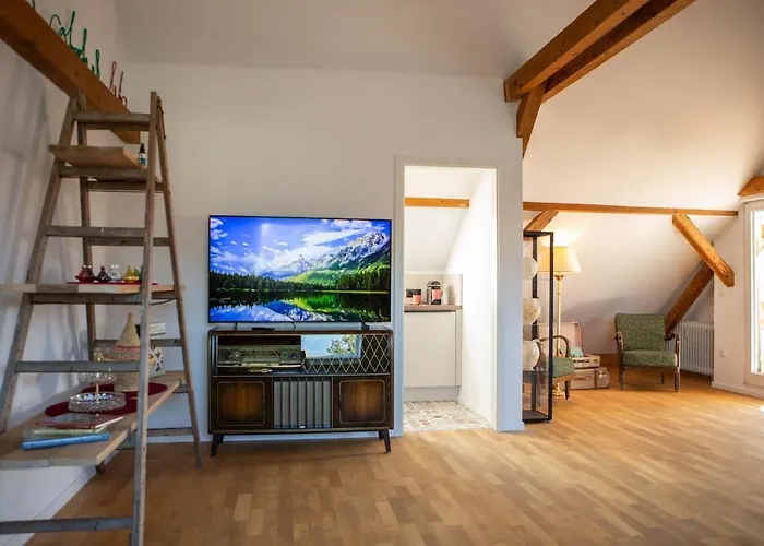 Апартаменти Rooftop Arts&crafts Apartment, Zentral Und Ruhig, 3 Dachterrassen Аугсбург